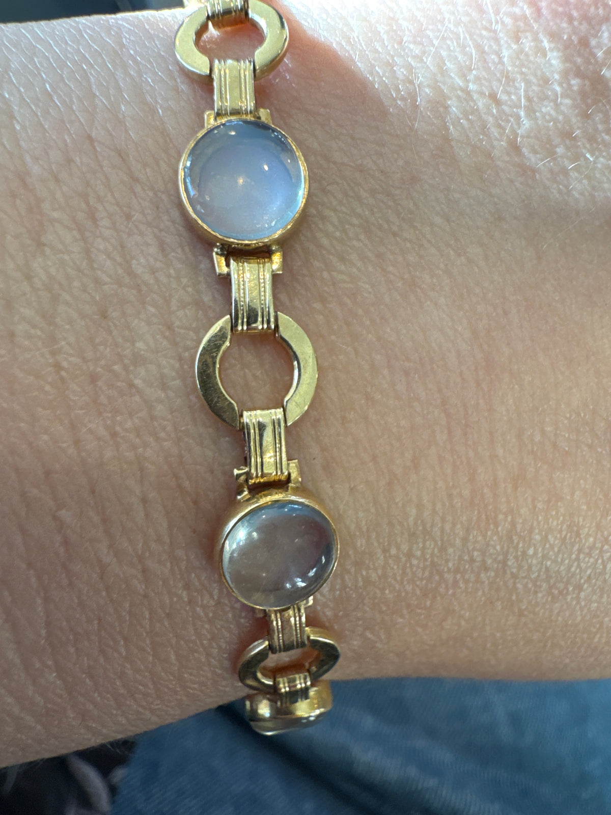 Blue moonstone gold link bracelet c.1940 9.9g