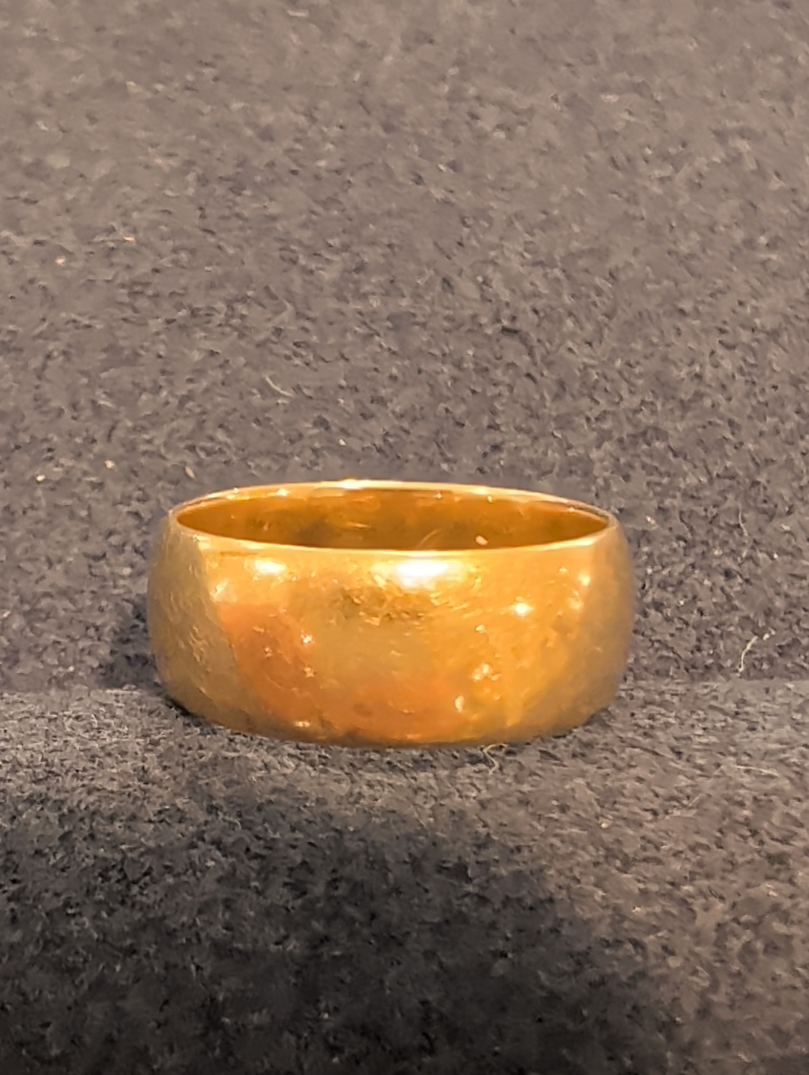 Gold band Oct 18 1893 18k 4