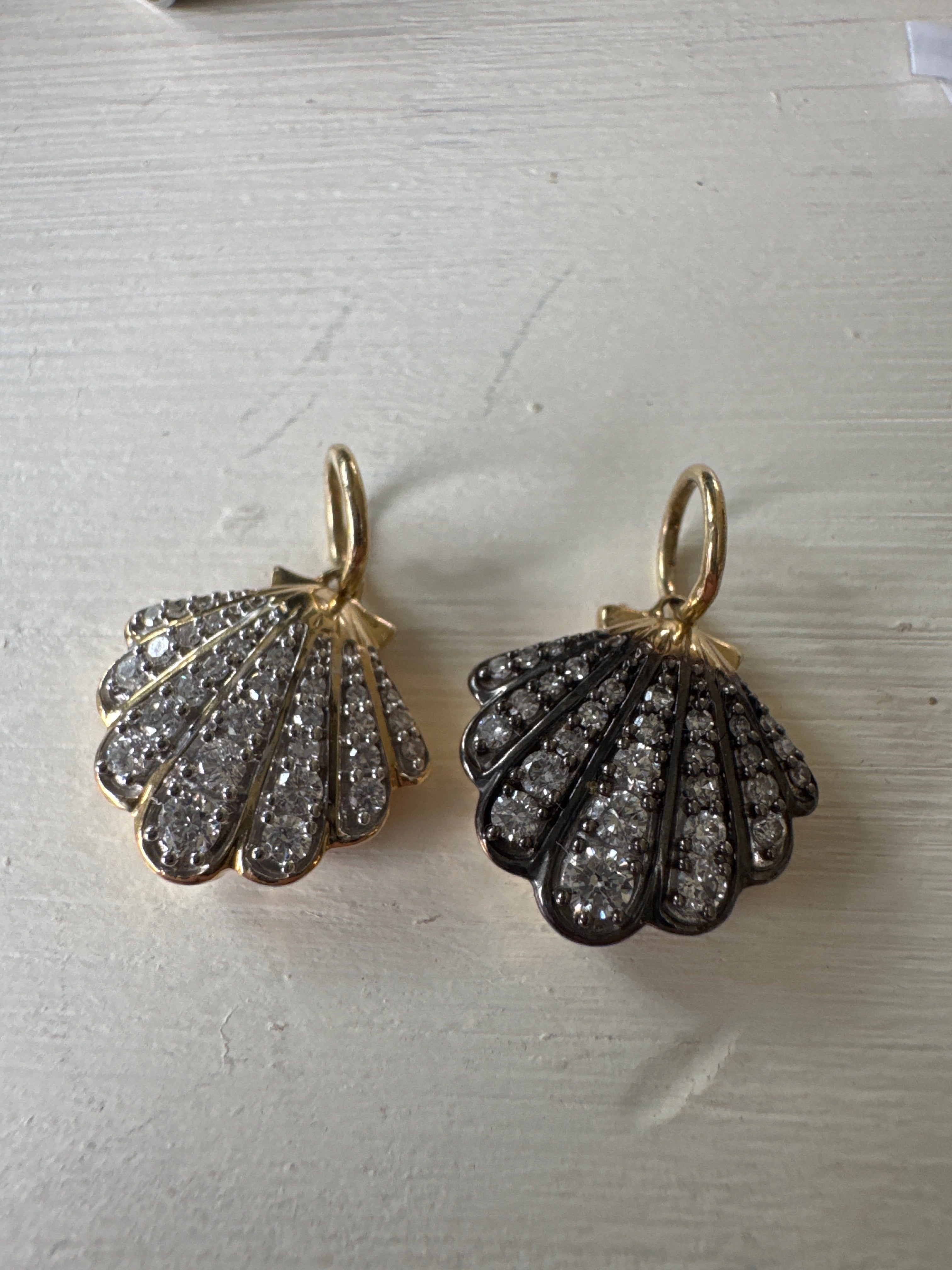 Diamond encrusted shell pendant .31 carats 14k 46205