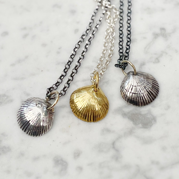 Mini Scallop Pendant